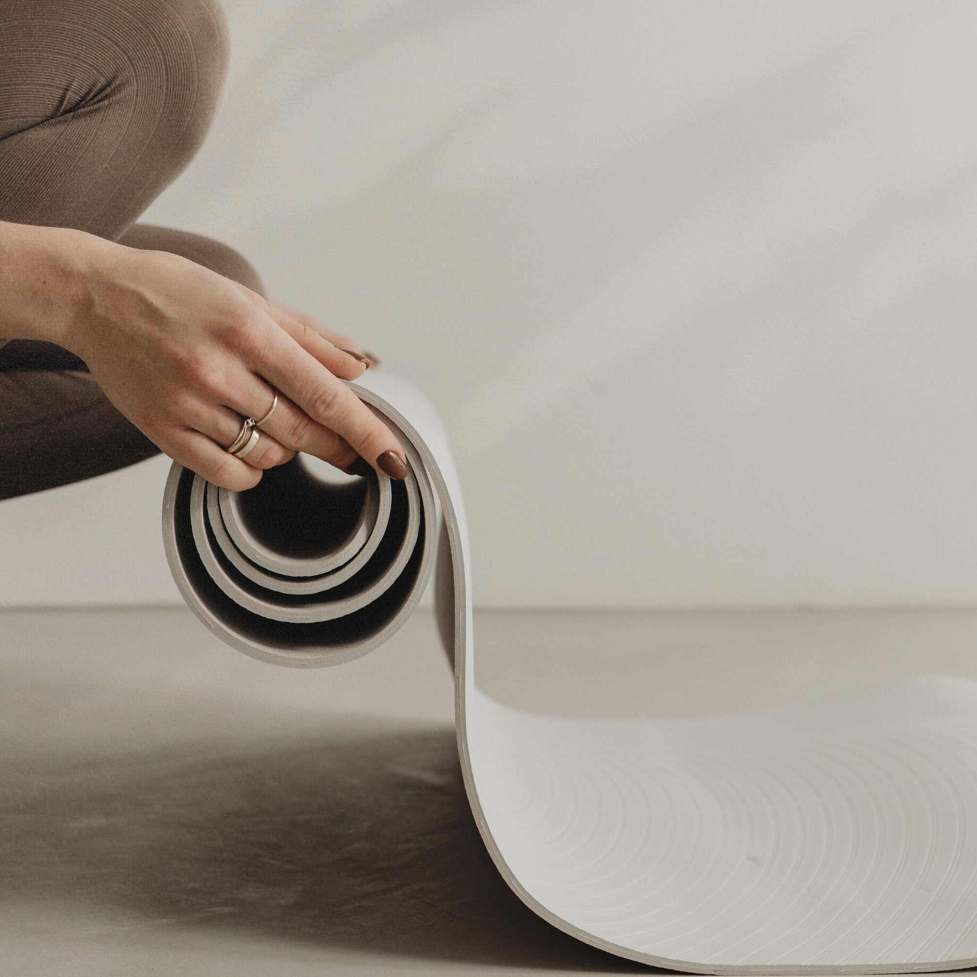 The Clean Luxe Morning Ritual: 30-Day Mindful Movement Guide